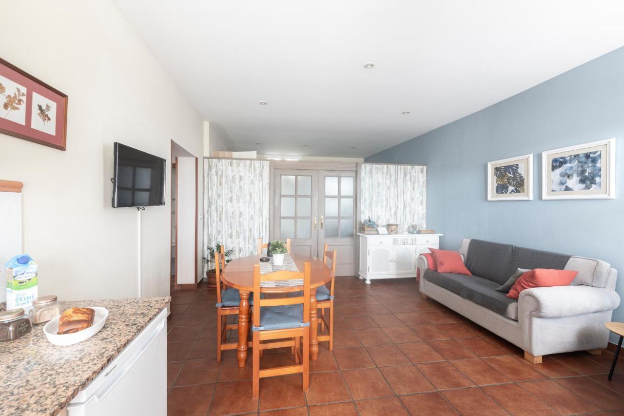 Apartamentos Turisticos La Flor Muros de Nalón Dış mekan fotoğraf