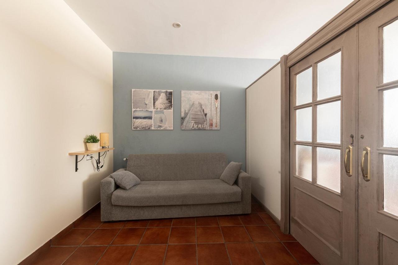 Apartamentos Turisticos La Flor Muros de Nalón Dış mekan fotoğraf