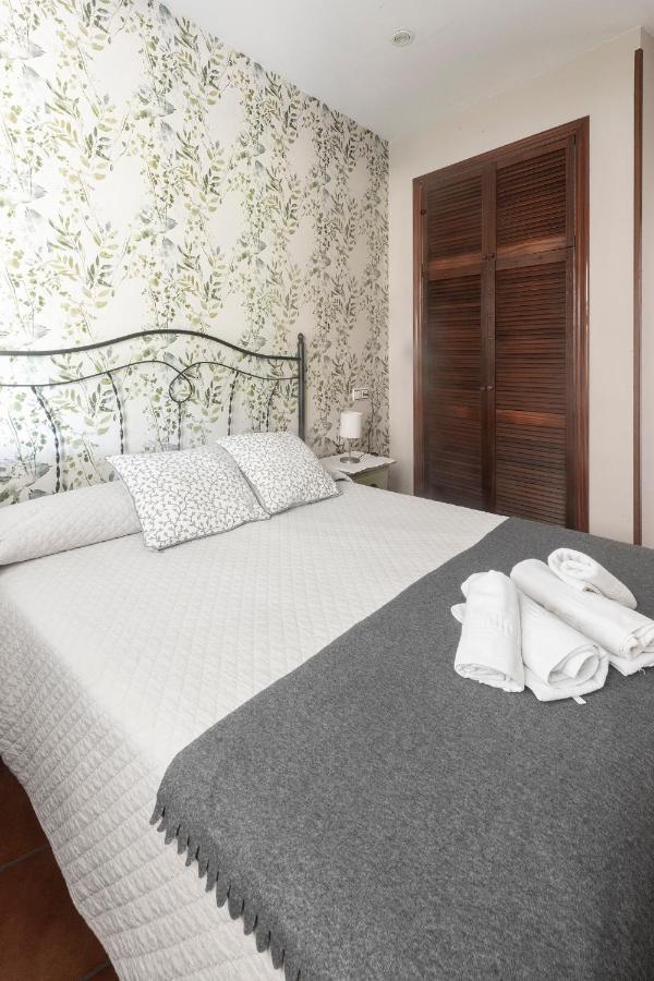 Apartamentos Turisticos La Flor Muros de Nalón Dış mekan fotoğraf