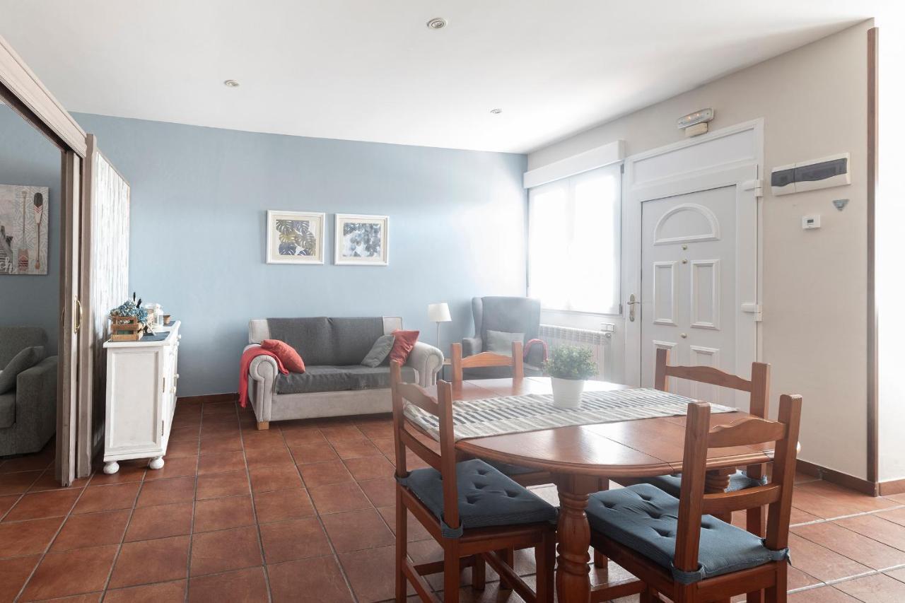 Apartamentos Turisticos La Flor Muros de Nalón Dış mekan fotoğraf