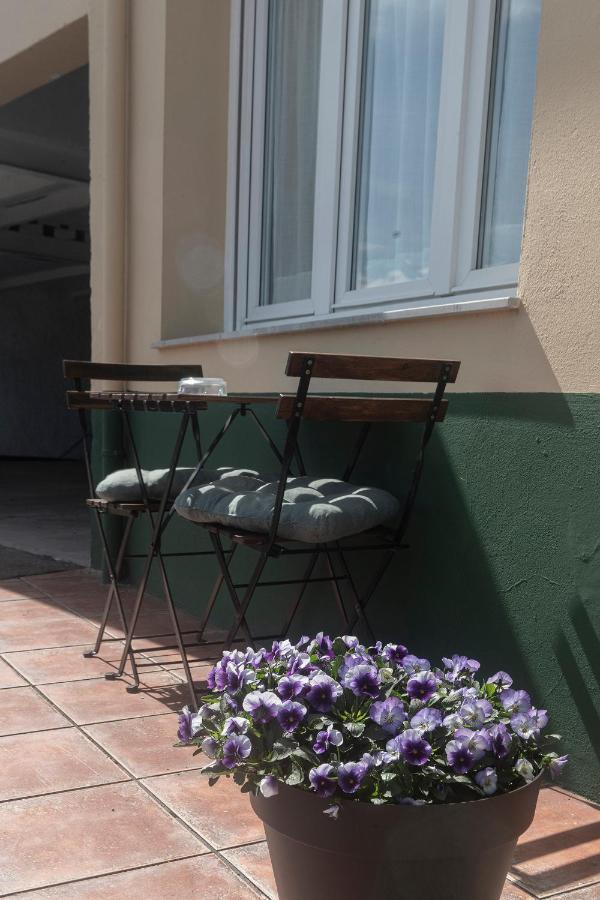 Apartamentos Turisticos La Flor Muros de Nalón Dış mekan fotoğraf