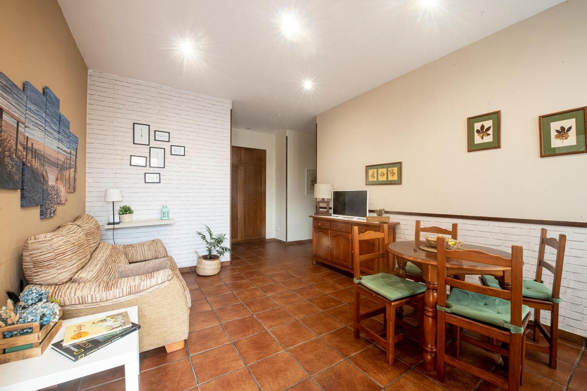 Apartamentos Turisticos La Flor Muros de Nalón Dış mekan fotoğraf