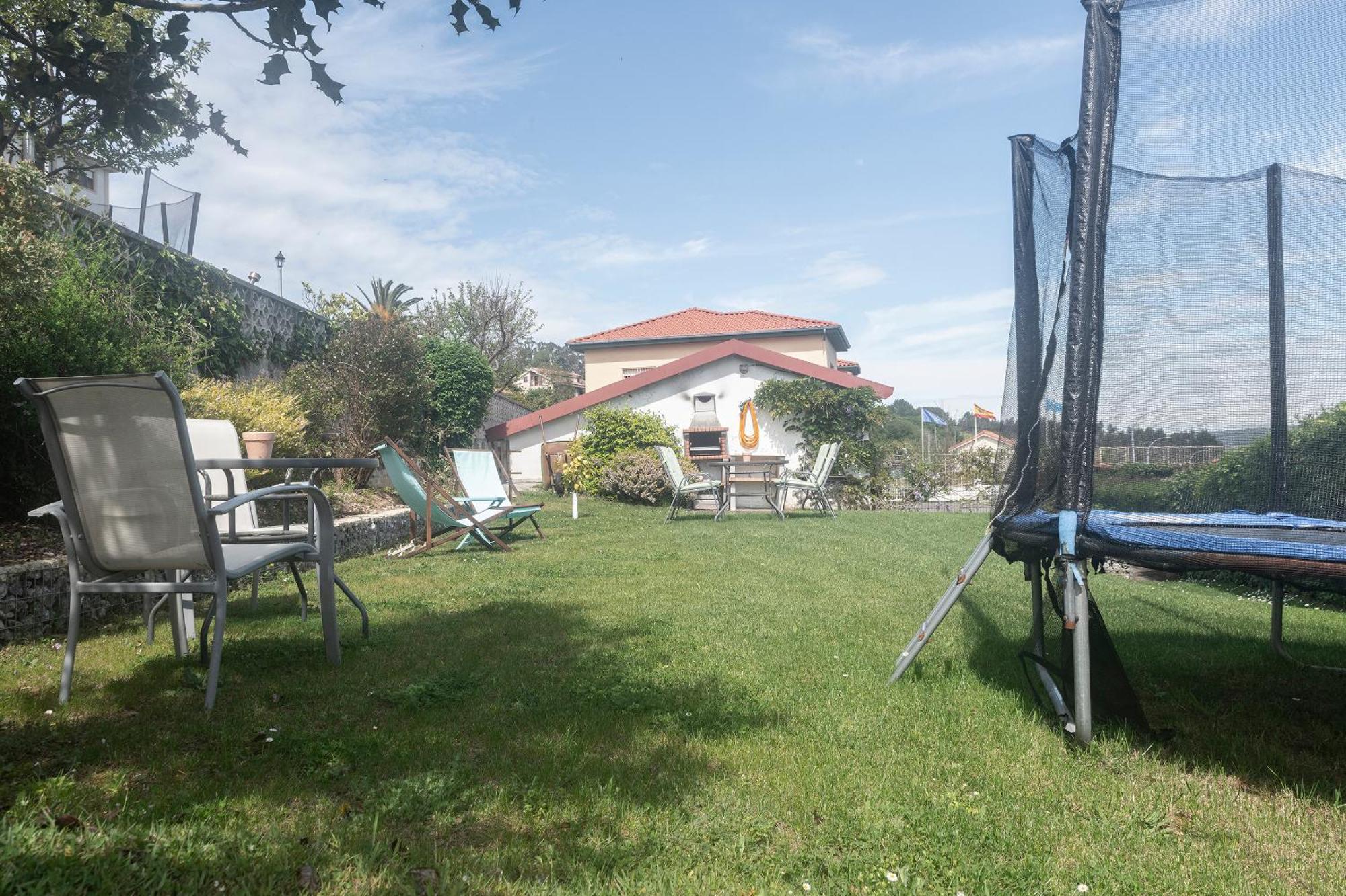 Apartamentos Turisticos La Flor Muros de Nalón Dış mekan fotoğraf